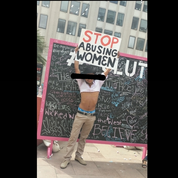 Hello, hello ! 👋 - Picture 3 of 5